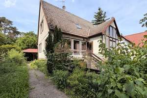 Freistehendes Einfamilienhaus mit Entwicklungspotenzial, nur eine Gehminute vom Peetzsee entfernt. – Die vollständige Adresse der Immobilie erhältst du vom Anbieter., 15537 Grünheide (Mark) – Vorschaubild 2