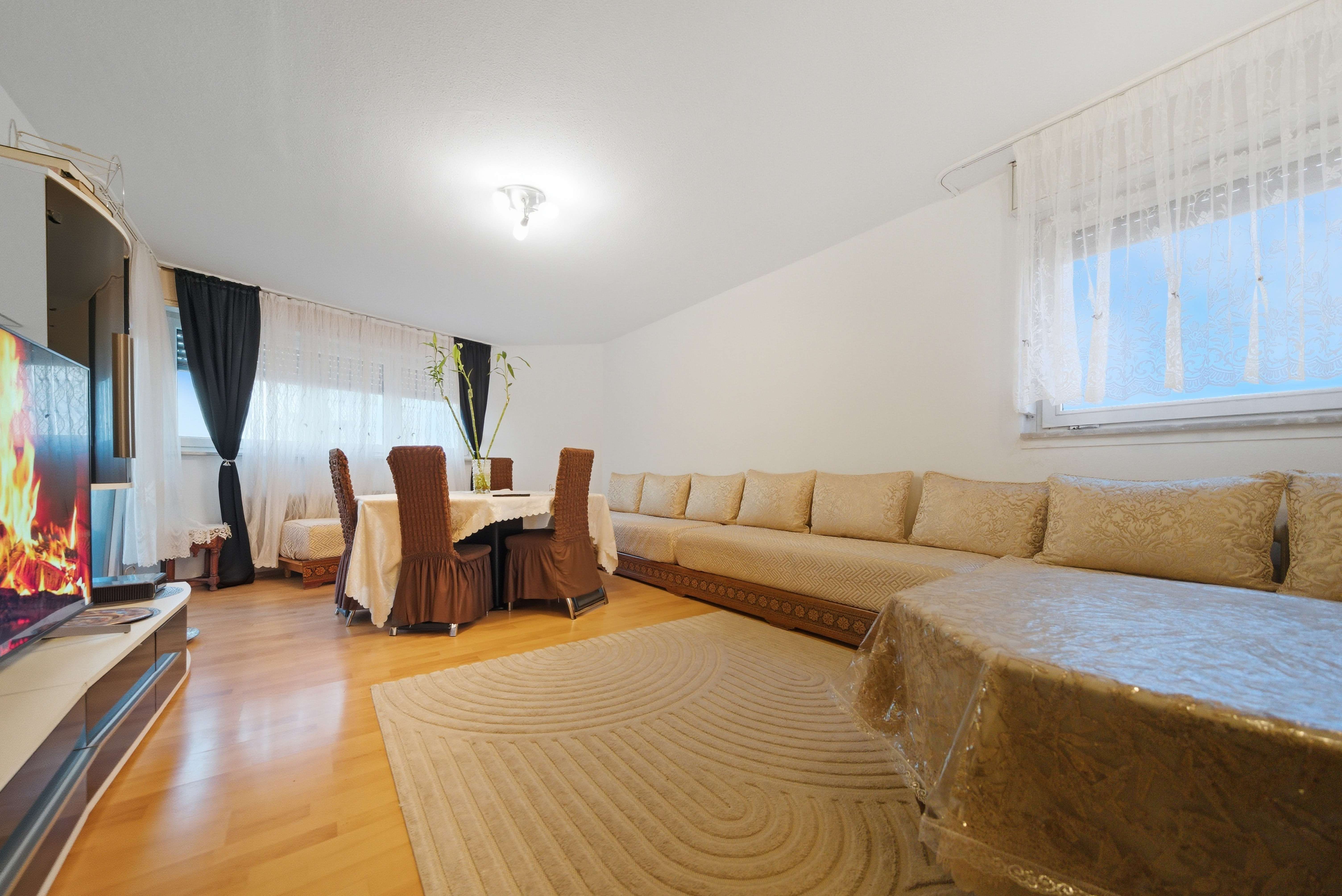 Großzügige 4-Zimmer-Etagenwohnung in Germersheim – Ausblick inklusive, Germersheim Kreis – Bild 3