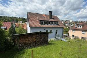Ein sehr interessantes 2-Familienhaus mit 4 Garagen -  stadtnah und doch grün! – Die vollständige Adresse der Immobilie erhältst du vom Anbieter., 73733 Innenstadt, Esslingen am Neckar – Vorschaubild 3