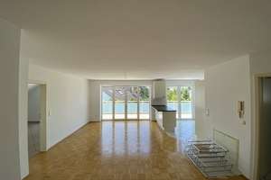 Helle, großräumige Wohnung mit drei Balkons (Ausblick) – Strohschnitterweg 13, 65203 Biebrich, Wiesbaden – Vorschaubild 4