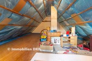 Viel Raum für Familienglück – stilvoll wohnen mit Garten, Ausbaureserve und vielen Modernisierungen – Die vollständige Adresse der Immobilie erhältst du vom Anbieter., 91631 Wettringen – Vorschaubild 37