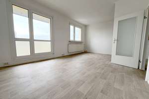 Ideal für Paare und kleine Familien: gemütliche 3-Raum-Wohnung mit Balkon in ruhiger Lage! – Hamelner Straße 10, 6126 Westliche Neustadt, Halle (Saale) – Vorschaubild 1