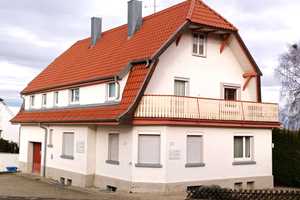 Beeindruckendes Ein-bis Zweifamilienhaus ohne Maklerprovision – Sigmaringen (Kreis) – Vorschaubild 1