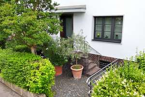 Stilvoll modernisiertes Einfamilienhaus im Dichterviertel – Droste-Hülshoff-Straße 0, 50968 Bayenthal, Köln – Vorschaubild 3