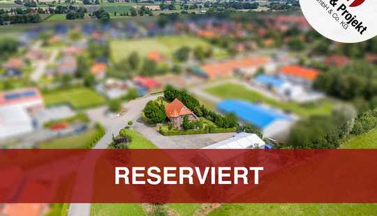 Bild von Exklusives Wohnen mit Gewerbepotenzial – 217 m² Wohnhaus + 250 m² Halle