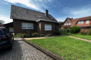 ERSTBEZUG NACH SANIERUNG: Geräumiges 6-Zimmer Haus in Rodewald – Die vollständige Adresse der Immobilie erhältst du vom Anbieter., 31637 Rodewald – Vorschaubild 1