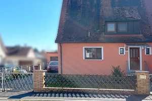 Charmante Doppelhaushälfte in gefragter Lage zu verkaufen! – Erlangen-Höchstadt (Kreis) – Vorschaubild 2