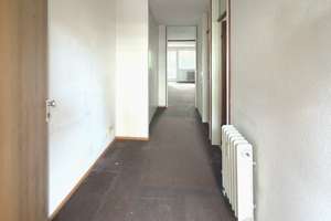 1- Zimmer-Wohnung mit Balkon und PKW-Stellplatz in sehr guter Freiburger Lage – 79098 Altstadt-Mitte, Freiburg im Breisgau – Vorschaubild 2