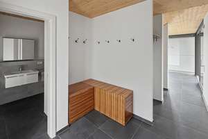Architektonische DHH in exklusiver Hanglage – modernes Wohnerlebnis in Simmelsdorf – Die vollständige Adresse der Immobilie erhältst du vom Anbieter., 91245 Simmelsdorf – Vorschaubild 6