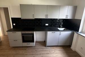 Komplett sanierte 2-Zimmer-Wohnung mit voll ausgestatteter Küche – Lessingstr. 4, 40227 Oberbilk, Düsseldorf – Vorschaubild 2
