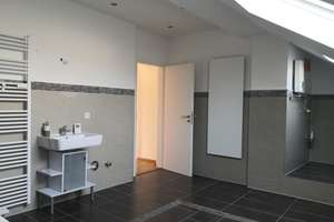 Freundliche 2-Zimmer-Wohnung für ruhige Mieter in Duisburg – Weserstraße 11, 47137 Untermeiderich, Duisburg – Vorschaubild 10