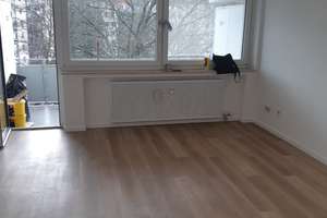 Praktische 1,5-Zimmer-Wohnung mit Balkon in Düsseldorf-Derendorf – Bülowstraße 17, 40476 Derendorf, Düsseldorf – Vorschaubild 3