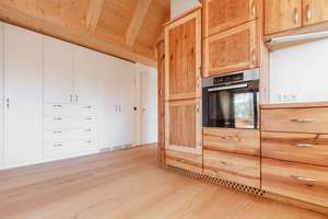 Wohn- und Geschäftshaus mit 2 Büroeinheiten und 3 Wohnungen auf großzügigem Grundstück – Die vollständige Adresse der Immobilie erhältst du vom Anbieter., 82049 Pullach im Isartal – Vorschaubild 34