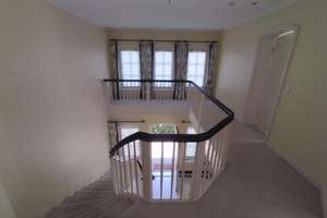 Property thumbnail 25