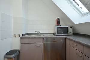 Hochwertig möblierte Maisonette Wohnung mit Terrasse und Internet in Wiesbaden-Aukamm – Die vollständige Adresse der Immobilie erhältst du vom Anbieter., 65189 Nordost, Wiesbaden – Vorschaubild 13