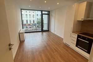 Erstbezug nach Sanierung mit Balkon und EBK: Exklusive 3-Raum-Wohnung mit geh. Innenausstattung – Düsseldorf – Vorschaubild 2