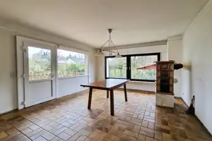 Königsdorf: Freistehendes Haus mit 7 Zimmern, Kamin, Anbau, Garage, Garten & Vollkeller! – Rhein-Erft-Kreis – Vorschaubild 2
