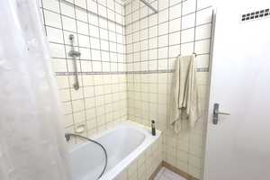 3-Zimmer-Wohnung mit Balkon im Herzen von Mannheim-Neckarau – Mannheim – Vorschaubild 12