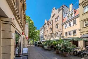 ***Erstbezug: WG-geeignete 3,5-Zimmer-Wohnung im Herzen der beliebten Calwer Straße*** – Die vollständige Adresse der Immobilie erhältst du vom Anbieter., 70173 Neue Vorstadt, Stuttgart – Vorschaubild 2