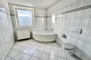 Frisch sanierte 2-Zimmer-Wohnung mit Badezimmer mit Dusche und Wanne in Stadtfeld – Winckelmannstr. 30, 39108 Stadtfeld Ost, Magdeburg – Vorschaubild 10