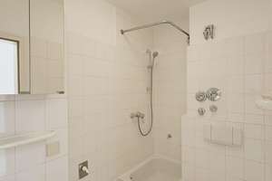Renoviertes 1-Zimmer-Apartment mit Balkon & guter Anbindung in Alt-Fechenheim – 60386 Fechenheim, Frankfurt am Main – Vorschaubild 4