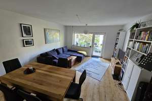 2.5 Zimmer mit Balkon und Einbauküche in toller Lage – Königgrätzstraße 7, 45138 Huttrop, Essen – Vorschaubild 3