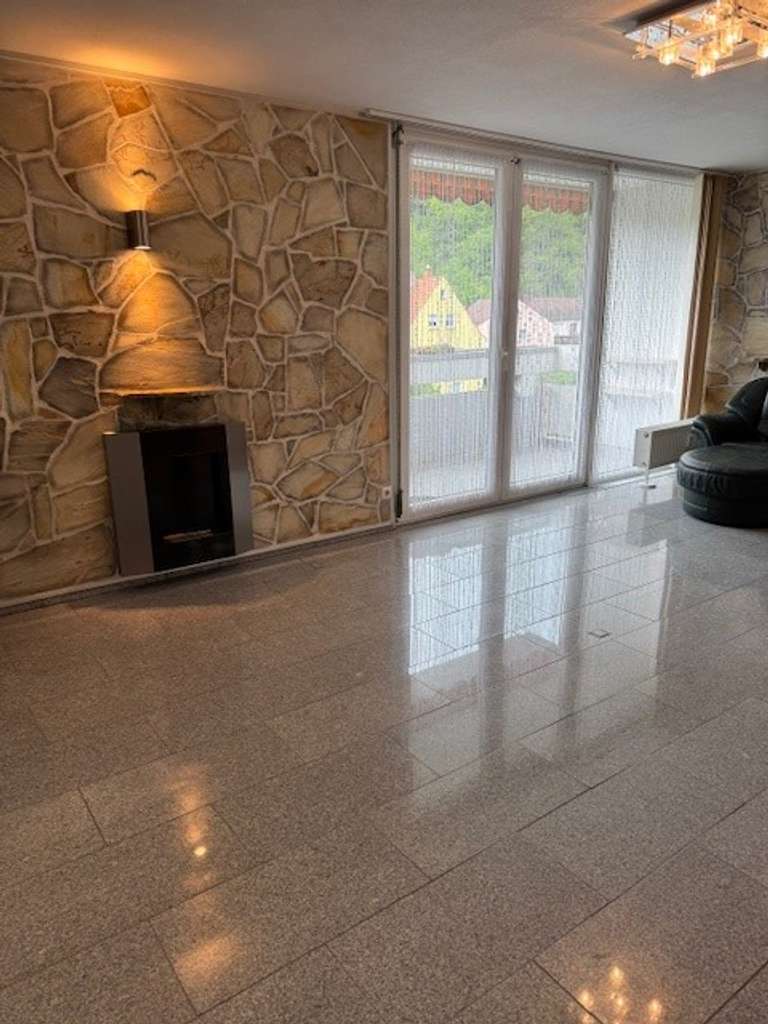 Etwas Besonderes - Schwimmbad und Sauna im Haus - 80qm Wohnung / 2,5 Zimmer 