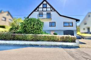 **Gepflegtes Einfamilienhaus mit traumhaftem Garten in Randlage von Hachenburg / Altstadt** – Die vollständige Adresse der Immobilie erhältst du vom Anbieter., 57627 Hachenburg – Vorschaubild 4