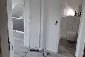 Wohnen mit Charakter: 2-Zimmer-Dachgeschosswohnung in Krefeld-Hüls – Cäcilienstraße 44, 47839 Hüls, Krefeld – Vorschaubild 5