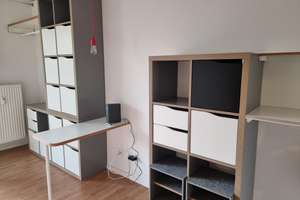 Helles möbliertes Studentenappartement in ruhiger Lage im 2.OG mit Balkon in Regensburg-Ostenviertel – Blumenstraße 14, 93055 Ostenviertel, Regensburg – Vorschaubild 3