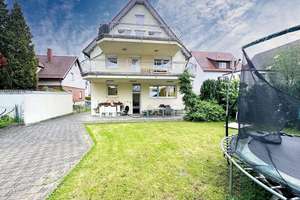 Großzügiges 3- Familienhaus mit Garage und Garten