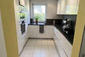Haus RMH, Doppelgarage, Keller zu vermieten – Die vollständige Adresse der Immobilie erhältst du vom Anbieter., 85051 Südwest, Ingolstadt – Vorschaubild 5