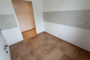 TOP Wohnlage mit Süd-Balkon am Wohnzi. !! – Sachsenring 41, 9127 Gablenz, Chemnitz – Vorschaubild 8