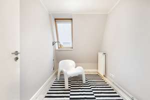 Nahe Rosa-Luxemburg-Platz: 2,5 Zimmer DG-Wohnung (4. OG), West-Terrasse, Einbauküche, Wannenbad – Schönhauser Allee 186, 10119 Prenzlauer Berg, Berlin – Vorschaubild 19