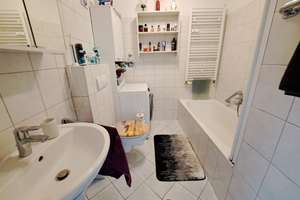 Gepflegte 3-Zimmer-Wohnung mit zwei Balkonen in Bremerhaven – Batteriestraße 51, 27568 Twischkamp, Bremerhaven – Vorschaubild 7