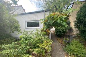 Aussergewöhnliches Anwesen mit Familienhaus, Garten, Garage, Schuppen und Sportstudio! – 67063 Friesenheim, Ludwigshafen am Rhein – Vorschaubild 11