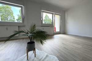 Zentrales Wohnen mit XXL-Wohnzimmer – Dr.-Salvador-Allende-Str. 18, 9119 Chemnitz – Vorschaubild 4