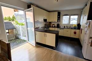 Familien aufgepasst! Freistehendes
1-Familienhaus mit Carport und Garten – Die vollständige Adresse der Immobilie erhältst du vom Anbieter., 65307 Bad Schwalbach – Vorschaubild 4