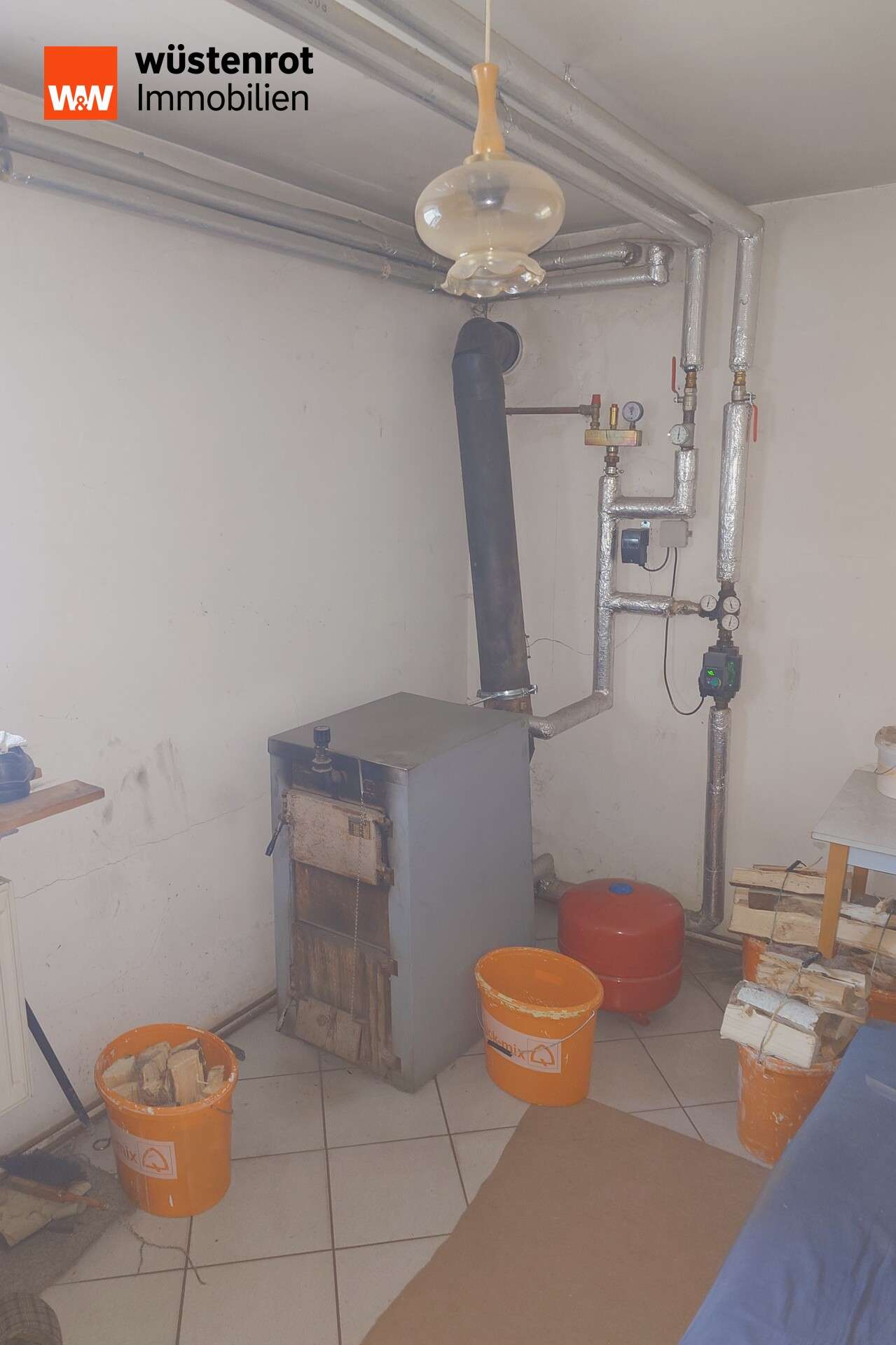 Immobilie in Bobritzsch-Hilbersdorf - Haus mit massiver Scheune in Naundorf - Bild 0