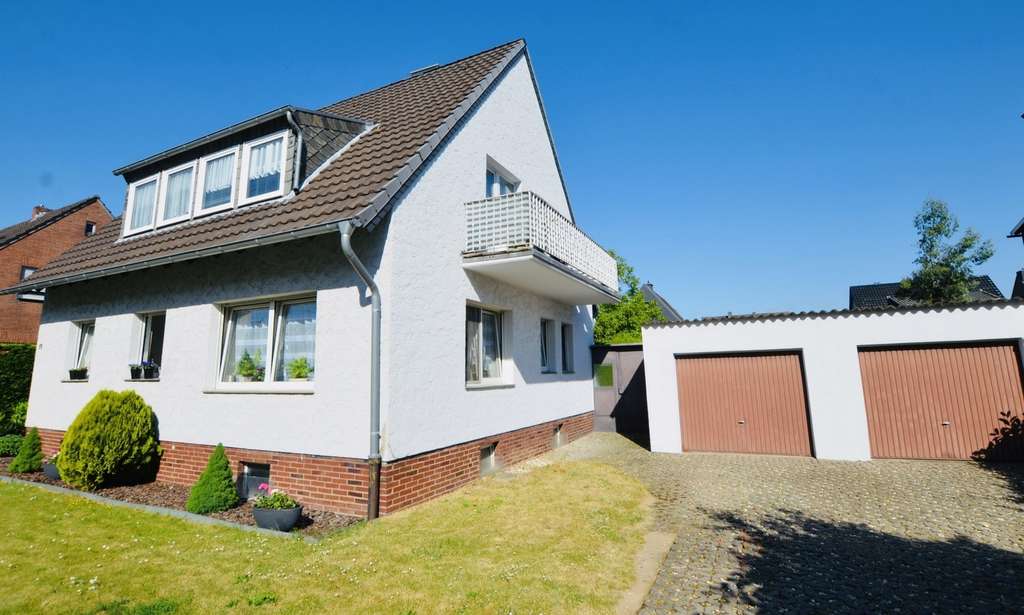 Gebote erwünscht - Zweifamilienhaus nahe Düsseldorf
