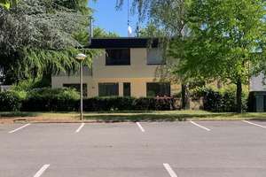 Großzügige, hochwertig sanierte Maisonette-Wohnung mit Garten in Köln-Heimersdorf