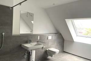 Schöne, sanierte 3-Zimmer-Maisonette-Wohnung im Bad Godesberger Villenviertel! – Jahnallee 5, 53173 Godesberg-Villenviertel, Bonn – Vorschaubild 11