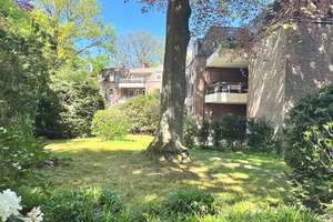 **Wellingsbüttler Weg** - ca. 100 m², 3,5 Zim. EG-Wohnung, EBK, Terrasse, inkl. TG-Stellplatz