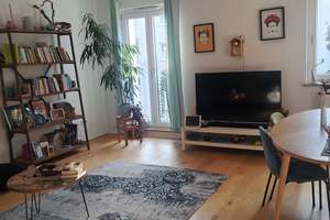4-Zimmer Wohnung mit EBK (1.700€ Ablöse), Balkon und Keller in Bogenhausen