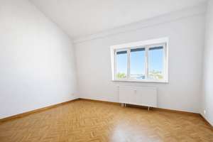 Ziehen Sie sofort ein - Maisonette-DG-Wohnung mit Loggia in Johanneskirchen – Die vollständige Adresse der Immobilie erhältst du vom Anbieter., 81927 Johanneskirchen, München – Vorschaubild 10