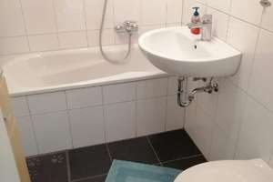 Modernisierte 3-Zi.-Whg. mit Balkon in angrenzender Nähe zu E-Haarzopf! – Spieckermannstr. 21, 45149 Fulerum, Essen – Vorschaubild 4