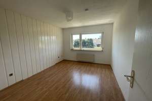 Gut angebundene 2- Zimmerwohnung mit Balkon und Gartennutzung – Rosenstr. 8, 51143 Zündorf, Köln – Vorschaubild 4