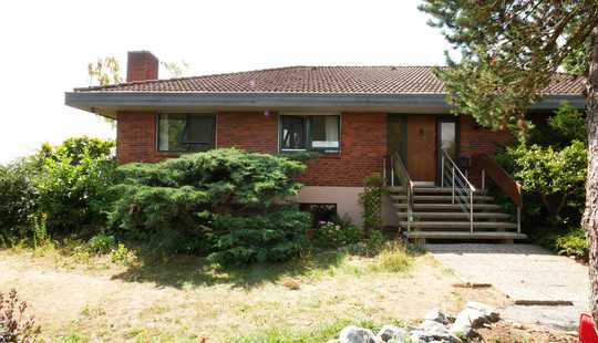 Bild von Einfamilienhaus in Traumlage mit großem Grundstück