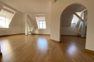 Architekten-Dachgeschosswohnung mit Loftcharakter in der Isarvorstadt