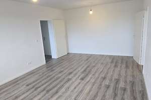 Komplett sanierte 3 Zimmer Wohnung mit Balkon in Gelsenkirchen zu vermieten – Magdeburger Straße 49, 45881 Schalke, Gelsenkirchen – Vorschaubild 3